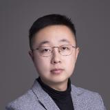 恩恩玩足球